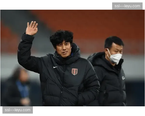 武汉三镇外援大升级：引进菲尔米诺与卡迪斯，中前场创造力拉满